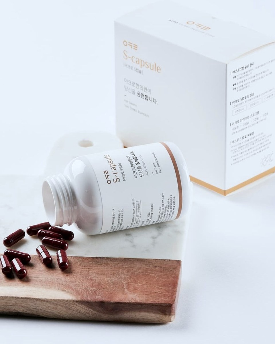 ACRO S-Capsule box, bottle and capsules